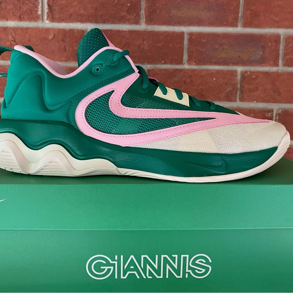 Nike Giannis Immortality 3 Men’s Green Pink New Sneakers Basketball